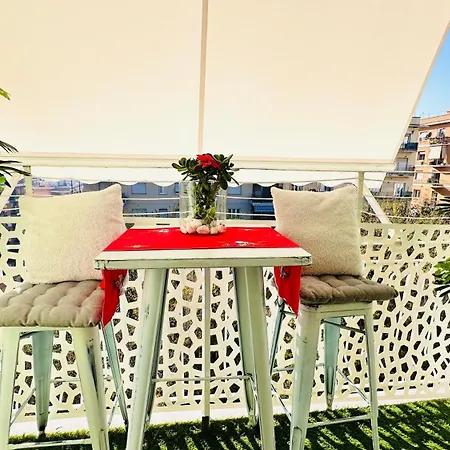Roof Top Apartment *